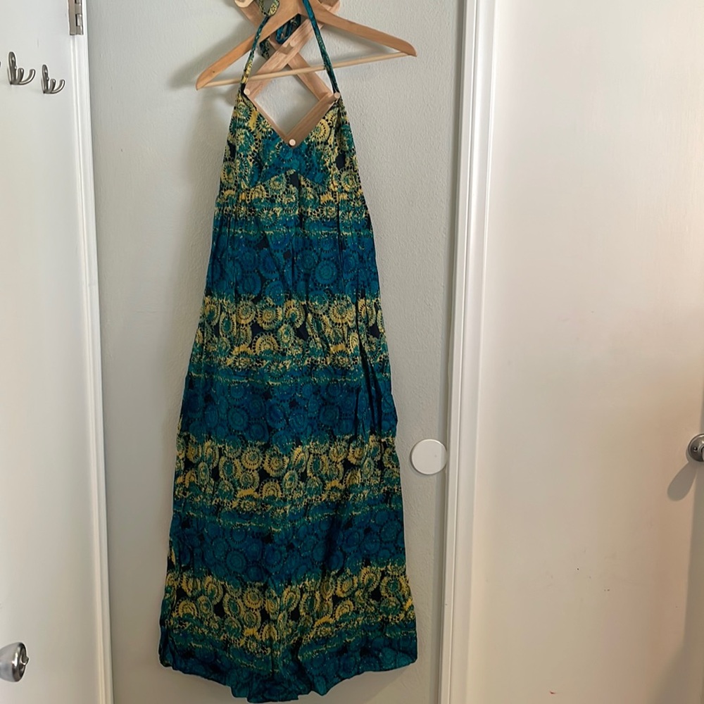 Printed halter maxi sundress fully lined